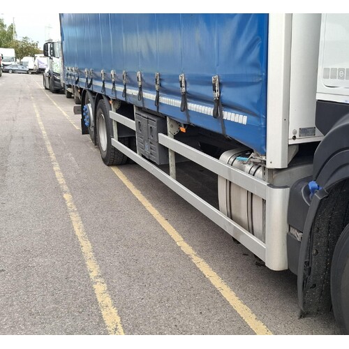  Iveco S-WAY AT260S4Y/PS 420HP CURTAINSIDE & TAILLIFT